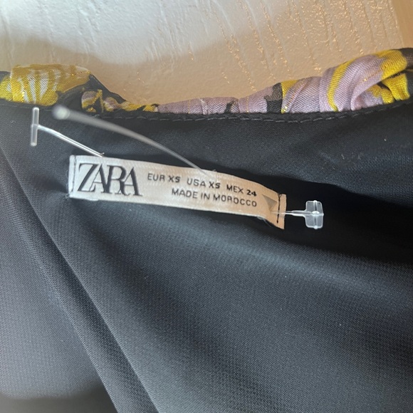 Zara Floral Ruched One Shoulder Mini Dress Cocktail Party Size XSmall NWT - Picture 3 of 7